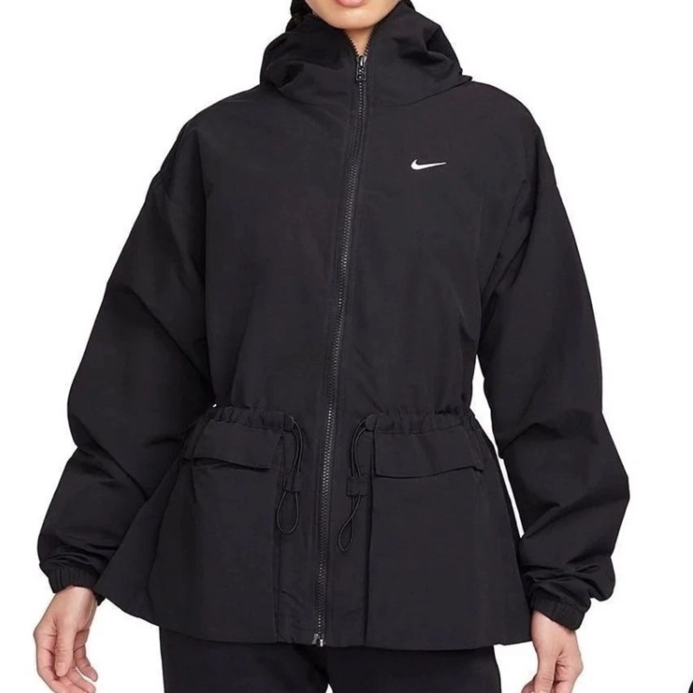 Nike Women's Oversized Black Hooded Jacket